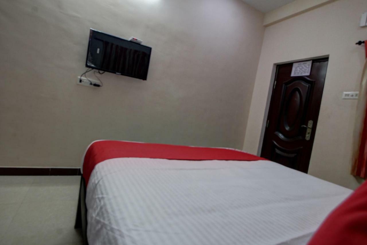 Oyo 42678 Hotel Vasantha Bhavanam Saver Коямпутур Екстер'єр фото